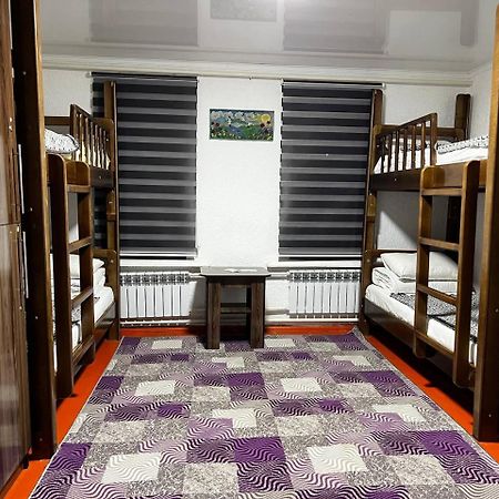 Bulak Hotel Каракол Екстериор снимка