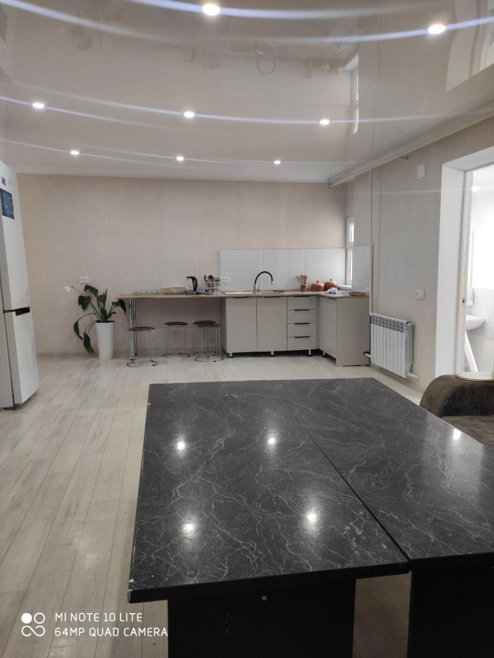 Bulak Hotel Каракол Екстериор снимка