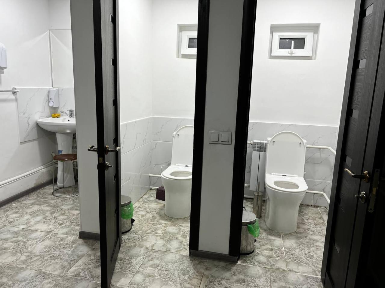 Bulak Hotel Каракол Екстериор снимка